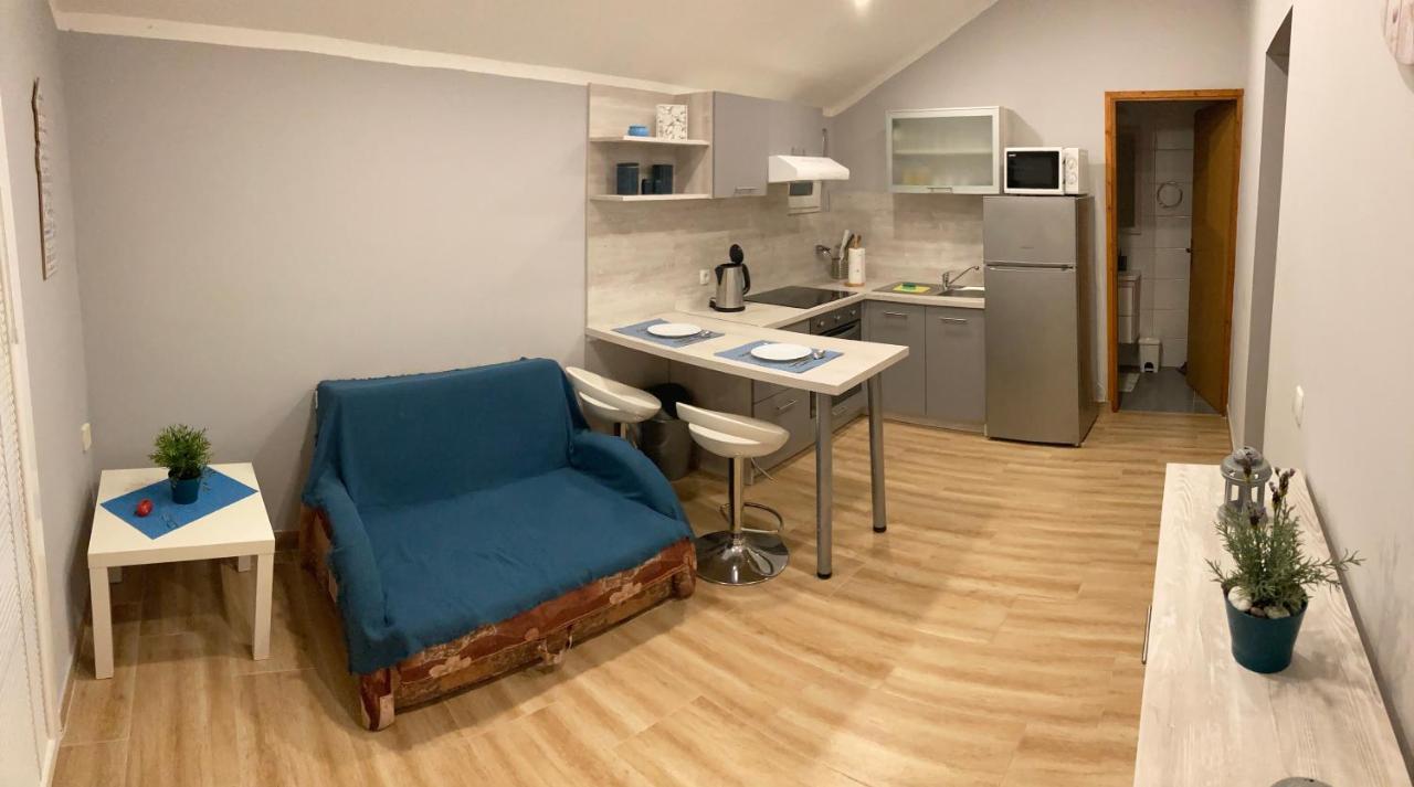 Apartman טוראני מראה חיצוני תמונה