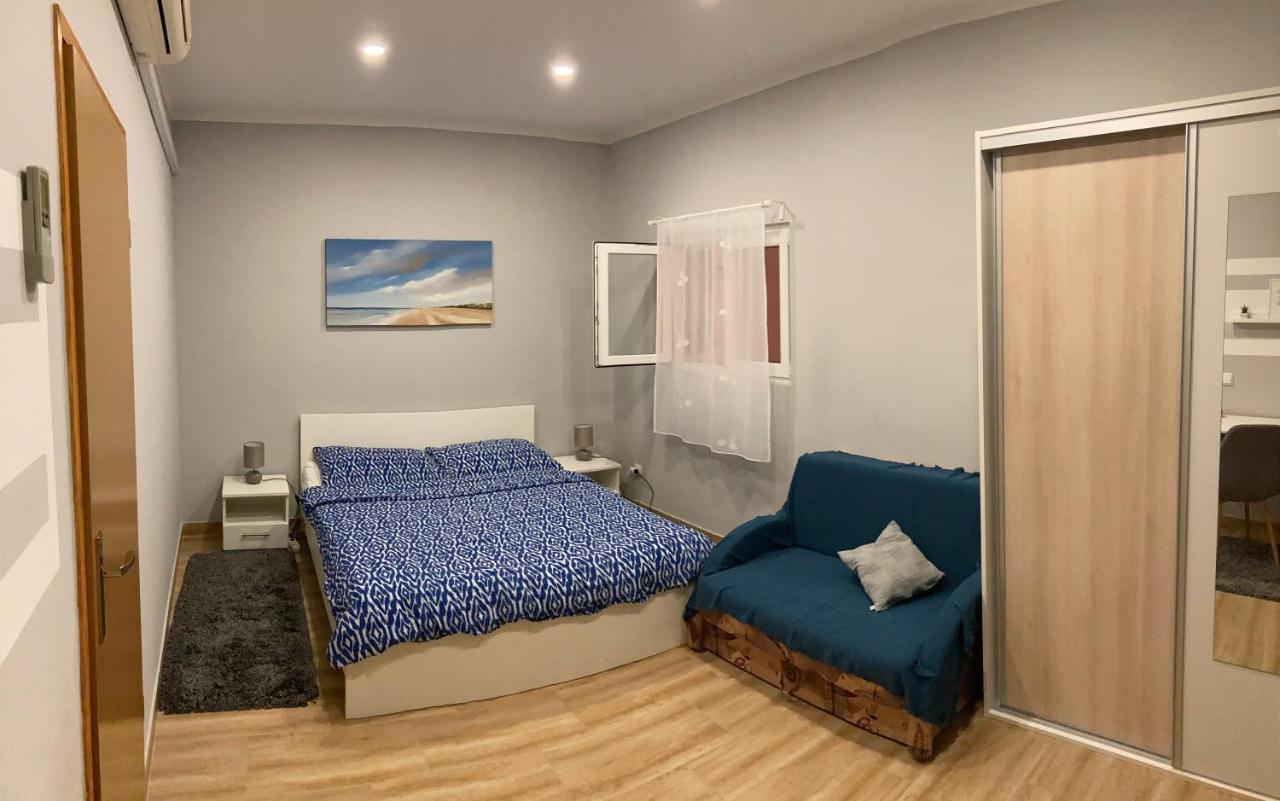 Apartman טוראני מראה חיצוני תמונה