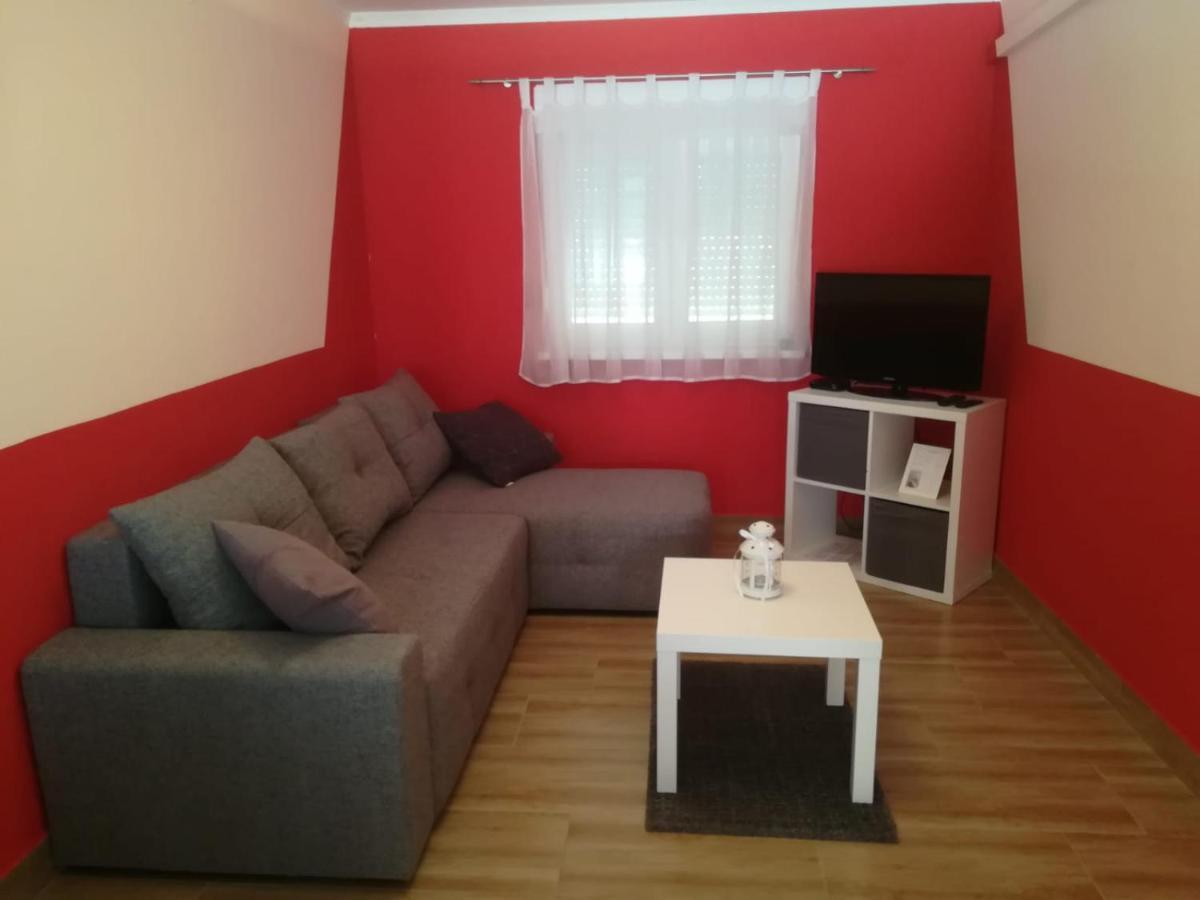 Apartman טוראני מראה חיצוני תמונה