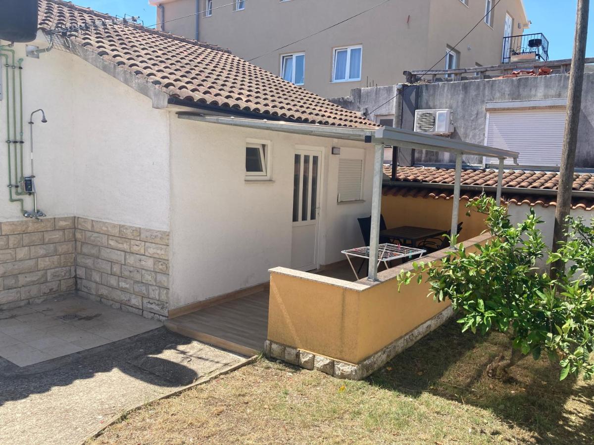 Apartman טוראני מראה חיצוני תמונה